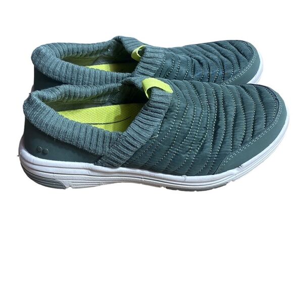 Ryka ascent 2 slip on sneakers green quilted water repellent 7 Gorpcore - Picture 2 of 8